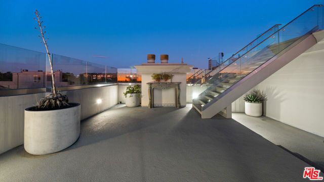 138 Voyage Mall, Marina Del Rey, CA 90292