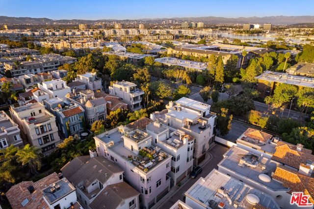 138 Voyage Mall, Marina Del Rey, CA 90292