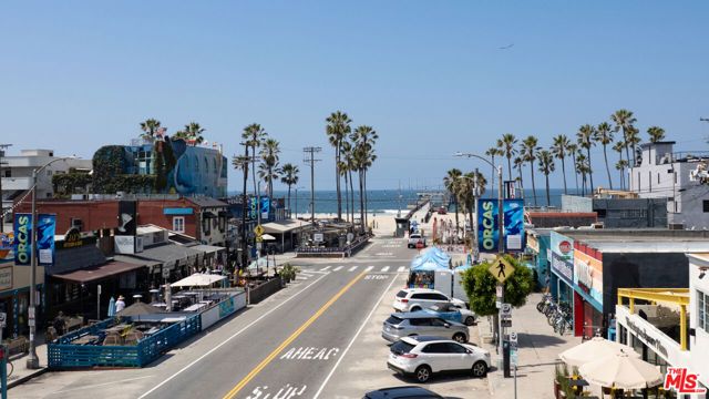 138 Voyage Mall, Marina Del Rey, CA 90292
