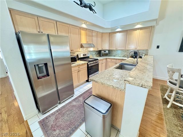 7652 Rolling View Drive 202, Las Vegas, NV 89149