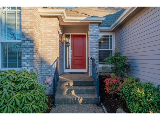 2463 Nw BROADWAY St, Albany, OR 97321