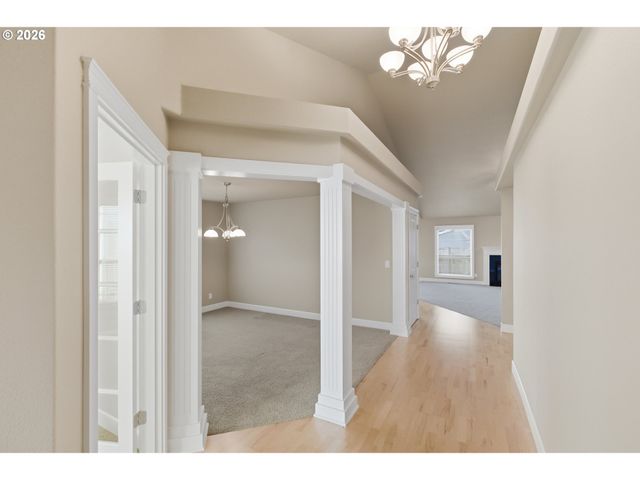 2463 Nw BROADWAY St, Albany, OR 97321