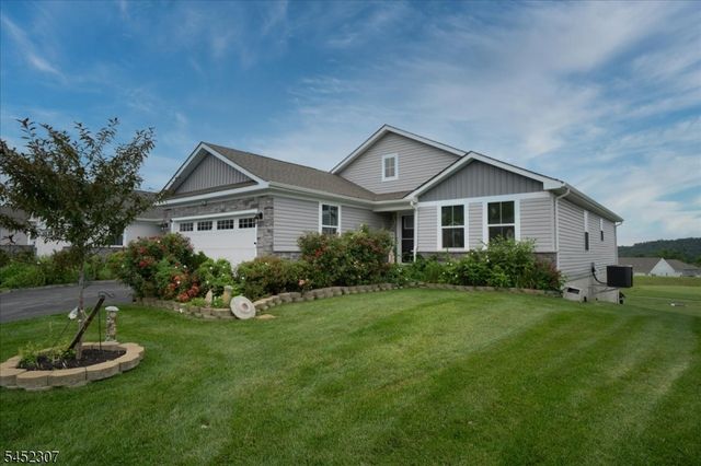 31 Lam Dr, Hardyston Twp., NJ 07419