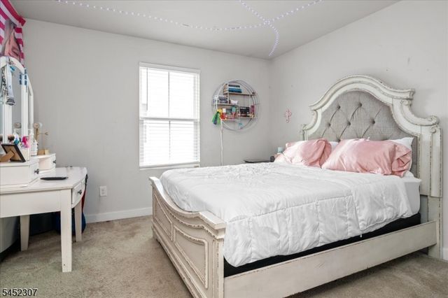 31 Lam Dr, Hardyston Twp., NJ 07419