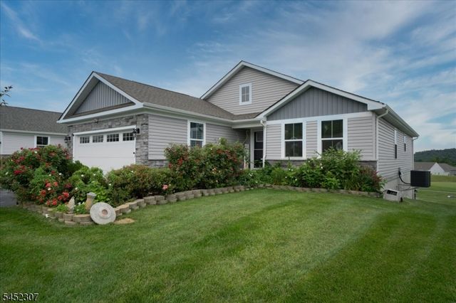 31 Lam Dr, Hardyston Twp., NJ 07419