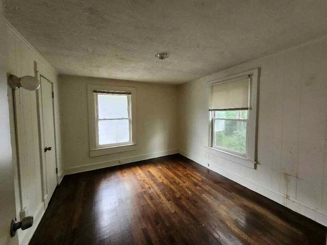 3426 Park Avenue, Kansas City, MO 64109