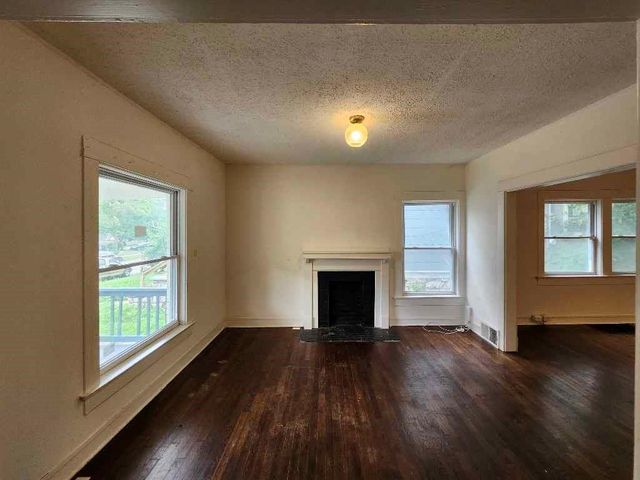 3426 Park Avenue, Kansas City, MO 64109