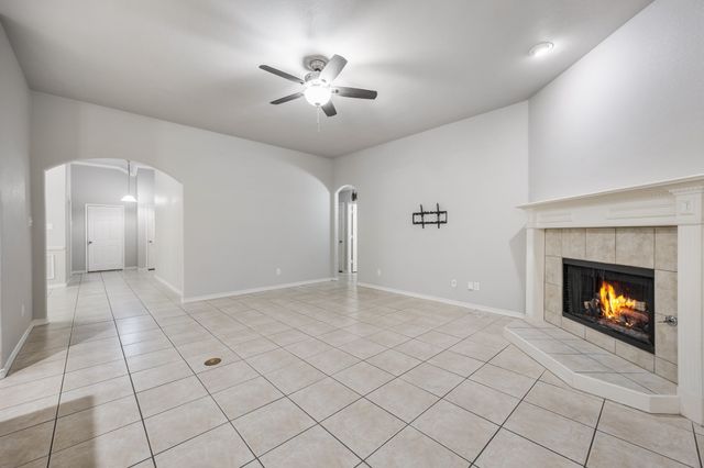 8100 Twin Oaks Drive, Mckinney, TX 75070