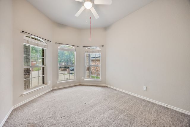 8100 Twin Oaks Drive, Mckinney, TX 75070