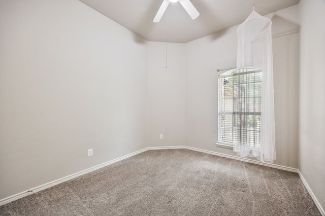 8100 Twin Oaks Drive, Mckinney, TX 75070