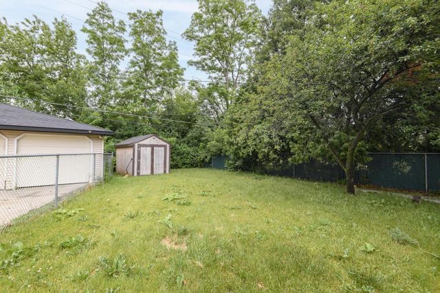 6655 N 84th STREET, Milwaukee, WI 53224