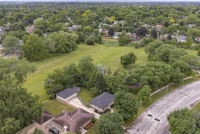 6655 N 84th STREET, Milwaukee, WI 53224