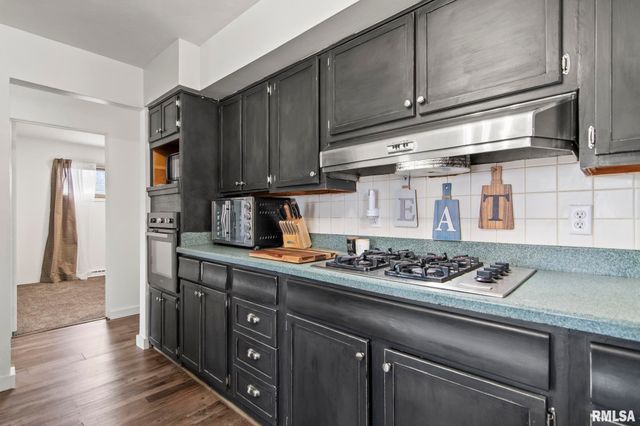 19 CIRCLE Drive, Rochester, IL 62563