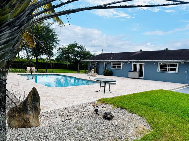 21217 SW 160 ST, Miami, FL 33187
