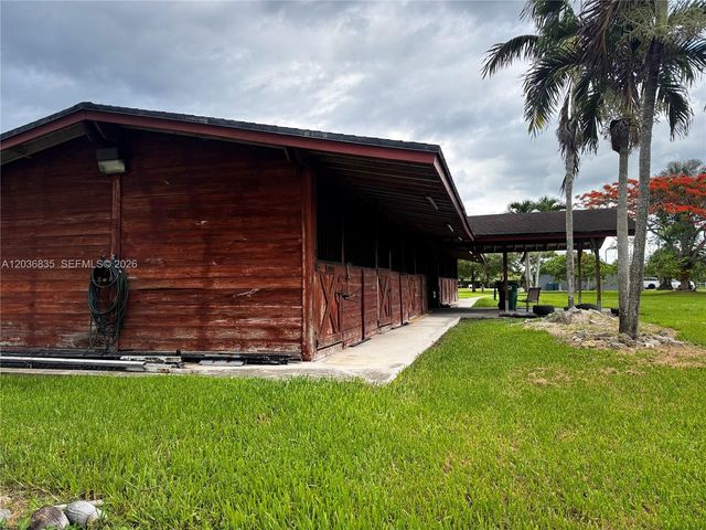 21217 SW 160 ST, Miami, FL 33187
