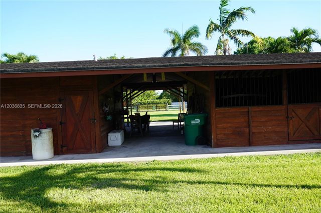 21217 SW 160 ST, Miami, FL 33187