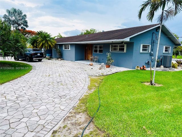 21217 SW 160 ST, Miami, FL 33187