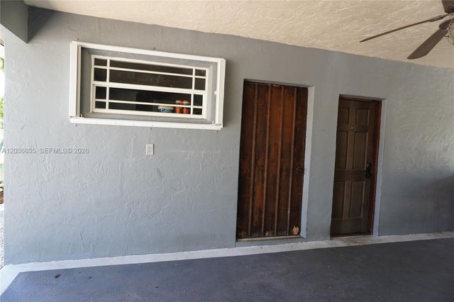 21217 SW 160 ST, Miami, FL 33187
