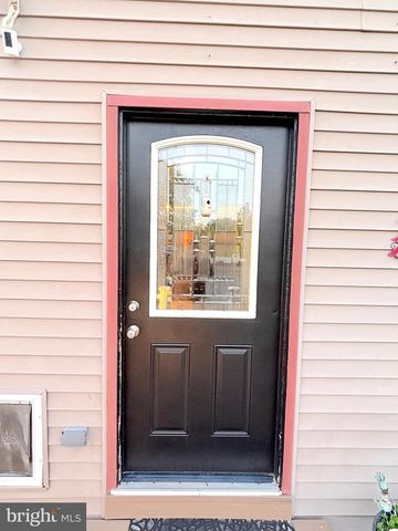 64 ISLAND ROAD, Bridgeport, NJ 08014