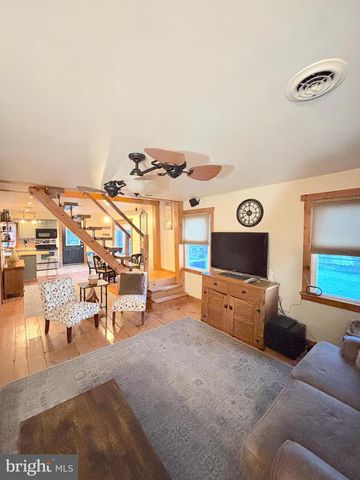 64 ISLAND ROAD, Bridgeport, NJ 08014