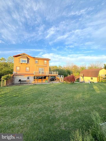 64 ISLAND ROAD, Bridgeport, NJ 08014
