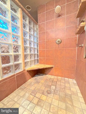 64 ISLAND ROAD, Bridgeport, NJ 08014
