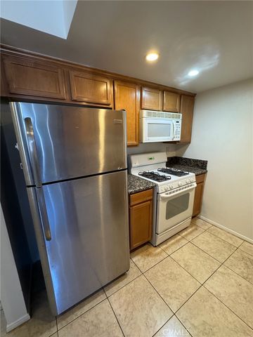 1305 Massachusetts 205, Riverside, CA 92507