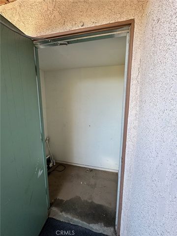 1305 Massachusetts 205, Riverside, CA 92507