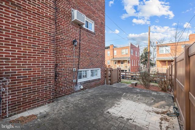 619 QUACKENBOS ST NW, Washington, DC 20011