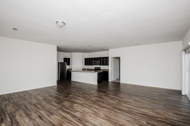 513 Scuttle Drive, Crowley, TX 76036