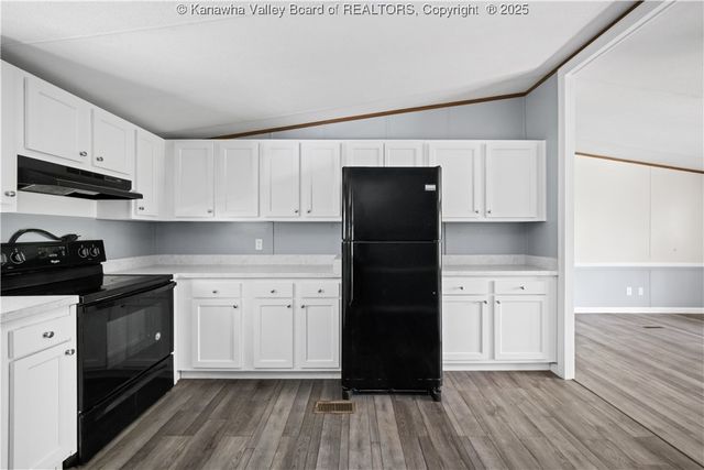 50 Tabor Drive, Chapmanville, WV 25508