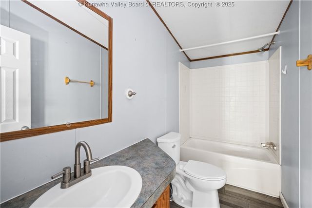 50 Tabor Drive, Chapmanville, WV 25508