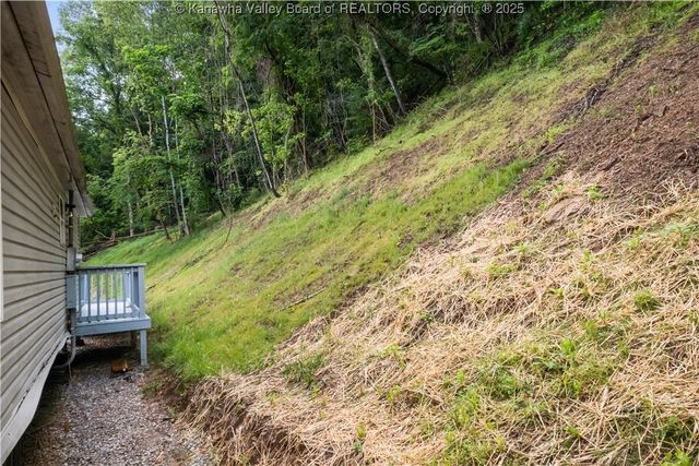 50 Tabor Drive, Chapmanville, WV 25508