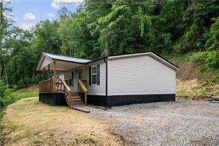 50 Tabor Drive, Chapmanville, WV 25508