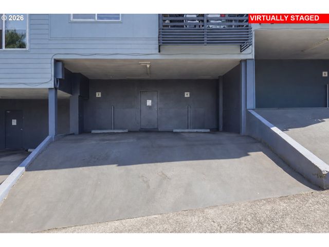 1300 Ne 68TH Ave 13, Portland, OR 97213