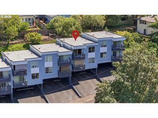 1300 Ne 68TH Ave 13, Portland, OR 97213
