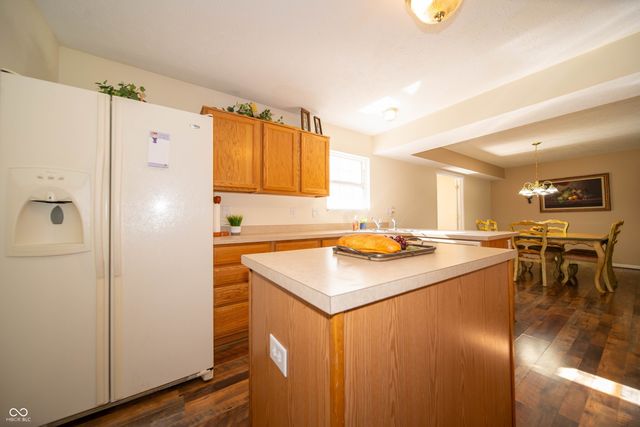 1247 Flint Court, Anderson, IN 46013