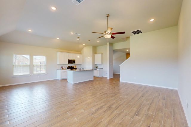 7501 Foxglove Way, Grand Prairie, TX 76084