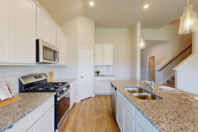 7501 Foxglove Way, Grand Prairie, TX 76084
