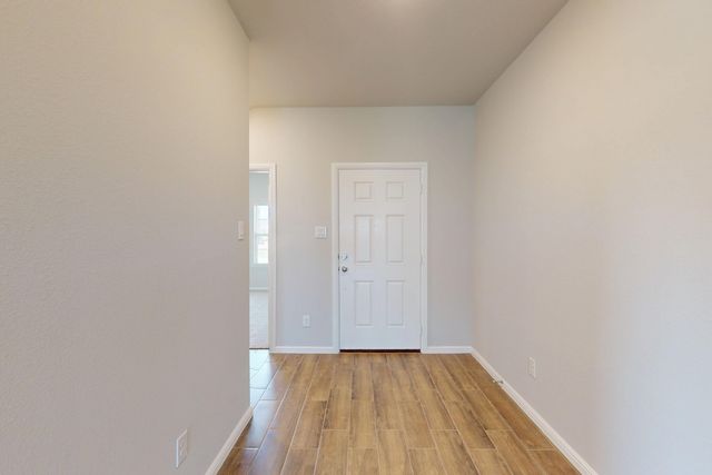 7501 Foxglove Way, Grand Prairie, TX 76084