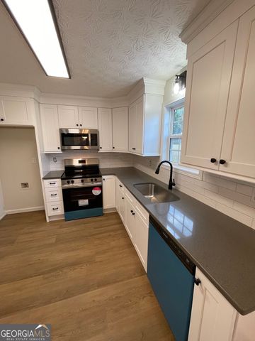 111 Shallow Creek Lane, Hogansville, GA 30230