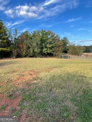 111 Shallow Creek Lane, Hogansville, GA 30230