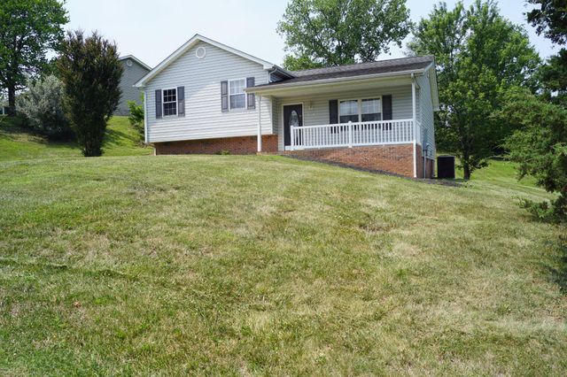 424 MEGHANN DR, Woodstock, VA 22664