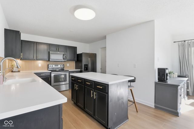 6615 Olive Branch Court, Indianapolis, IN 46237