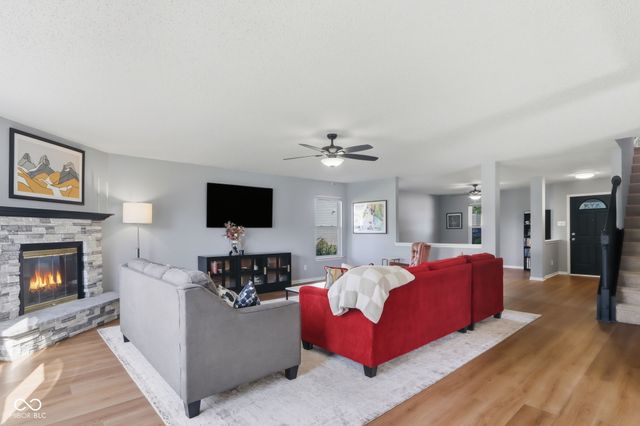 6615 Olive Branch Court, Indianapolis, IN 46237
