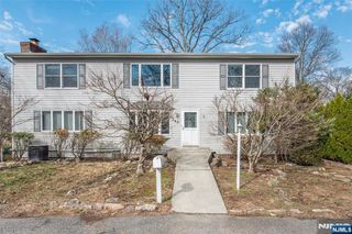 558 Beech Street, Twp Of Washington, NJ 07676
