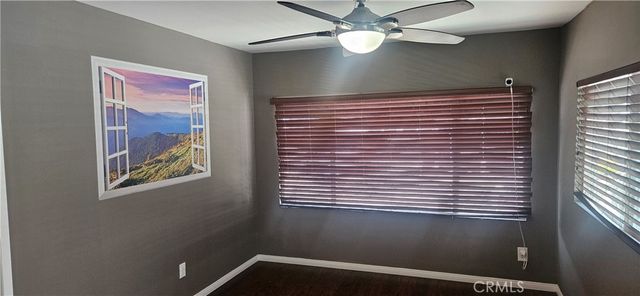 8811 Canoga Avenue 120, Canoga Park, CA 91304