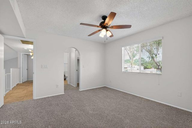 4752 W MCRAE Way, Glendale, AZ 85308