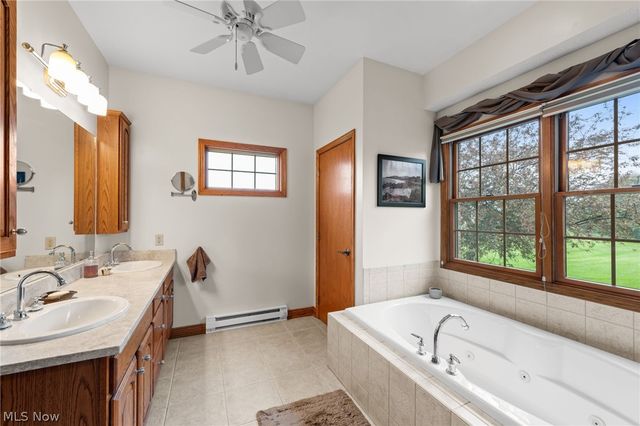5180 Cheyney Lane, Brunswick Hills, OH 44212