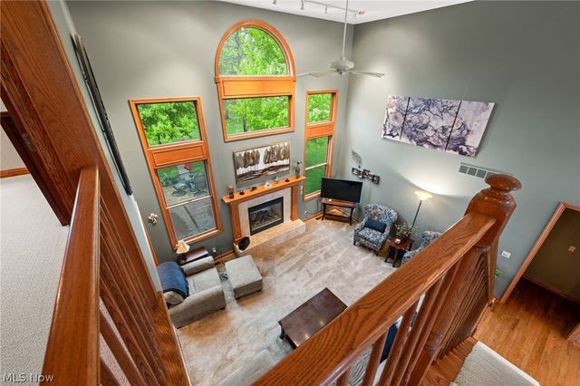 5180 Cheyney Lane, Brunswick Hills, OH 44212